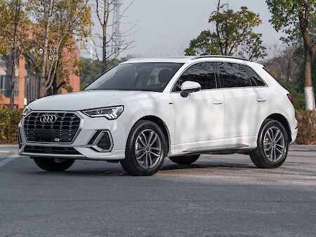 Audi Q3 2022 35 TFSI Sportline