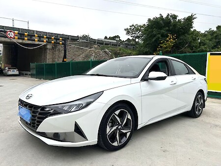 Hyundai Elantra 2023, юбилейная версия Premium Edition (20th Anniversary)
