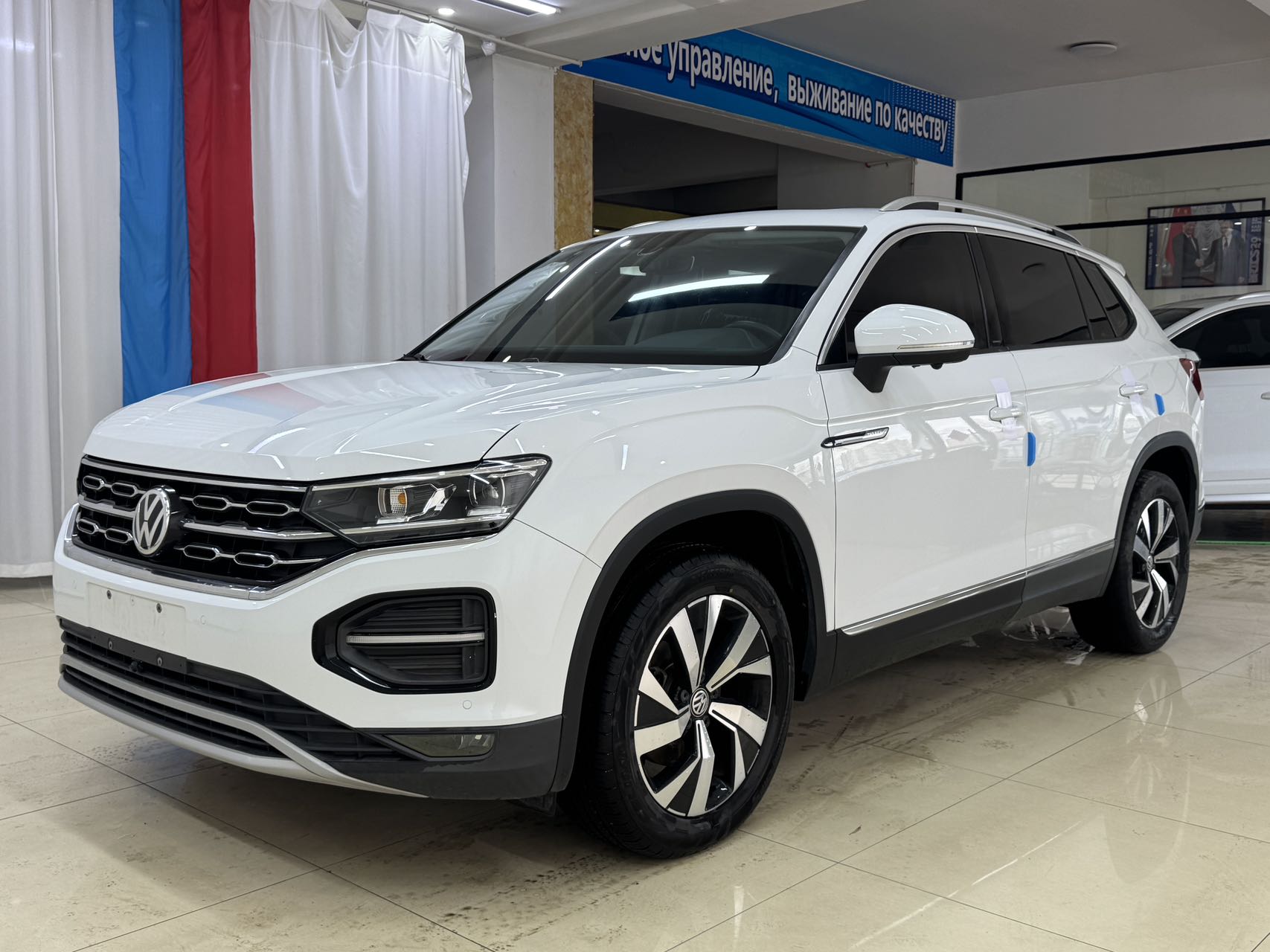 Volkswagen Tayron 2022 280TSI Luxury Connectivity 053652