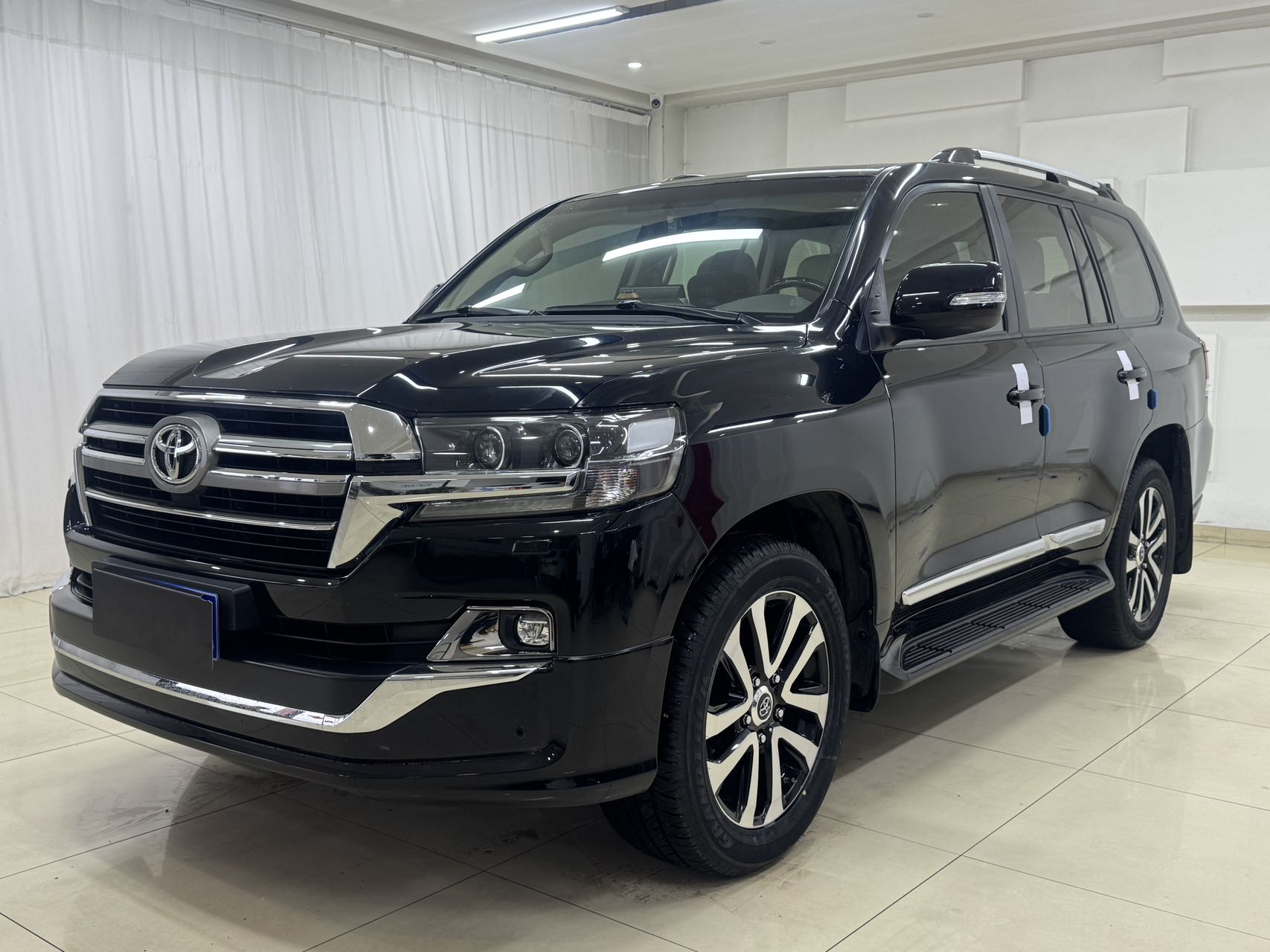 Toyota Land Cruiser (Import) 2019 4.6 V8 GT Edition181337