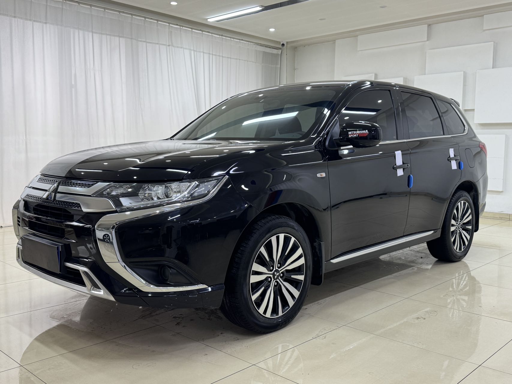 Mitsubishi Outlander 2021 2.0L 2WD Changxing Edition (5 мест) 012162