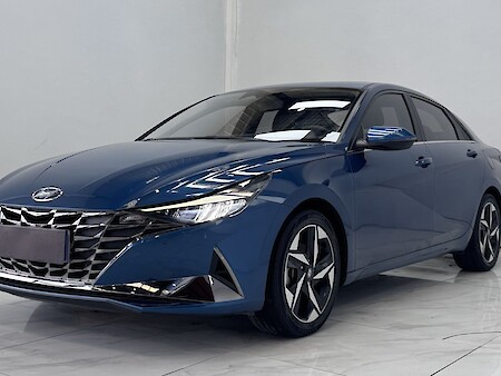 Hyundai Elantra 2021 1.5L CVT LUX Premium 162343