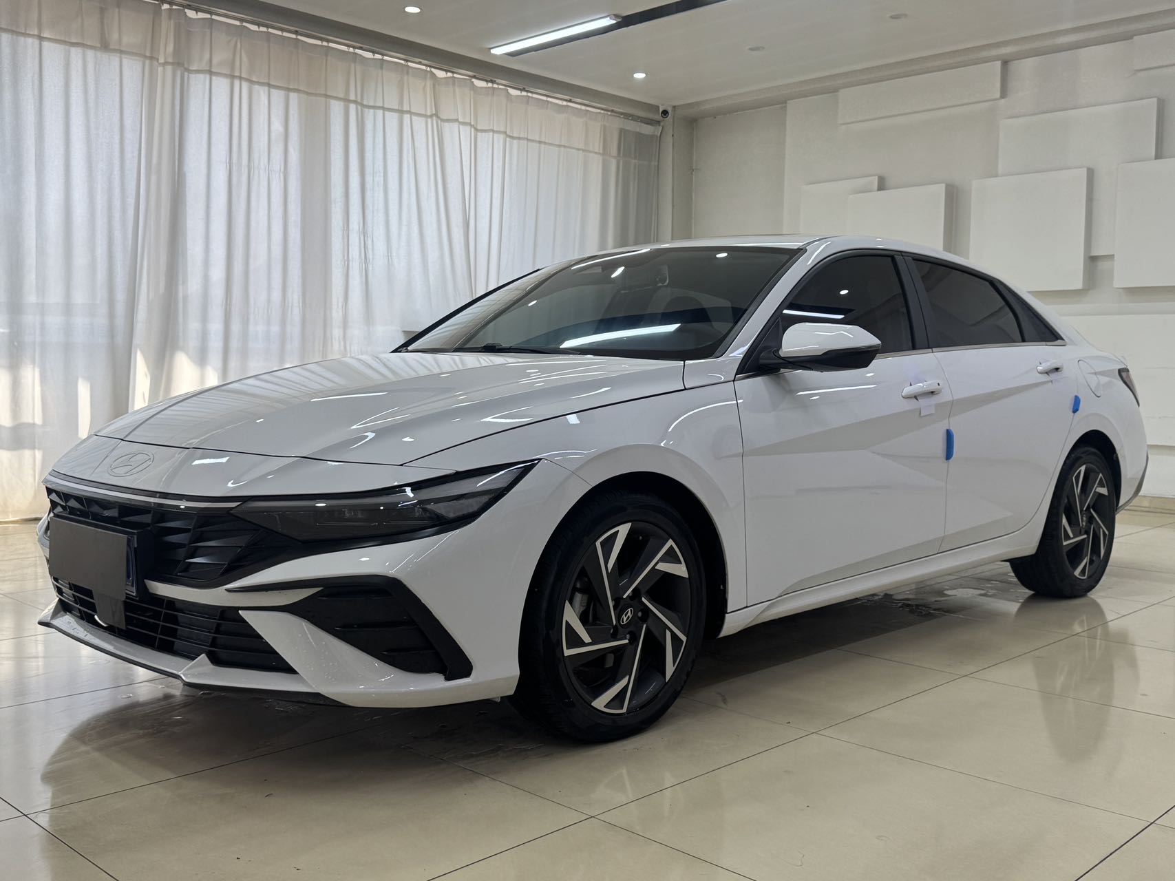 Hyundai Elantra, 2023 г.в., 1.5 CVT (115 л.с.), седан 324748