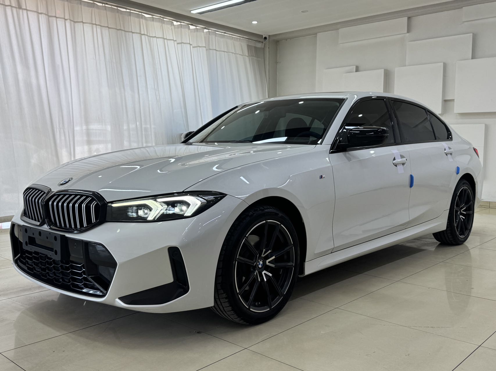 BMW 3 Series 2023, 320Li M Sport Package 570503