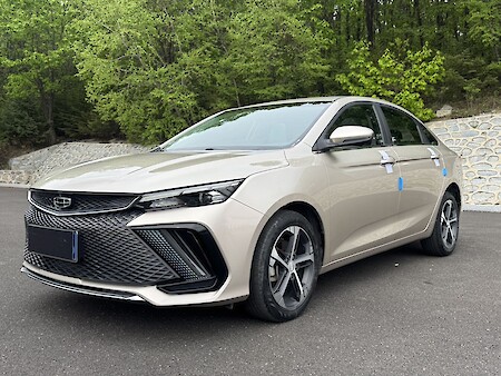 Geely Emgrand, 2022 (Поколение 4), 1.5 CVT (114 л.с.), седан, передний привод 064366